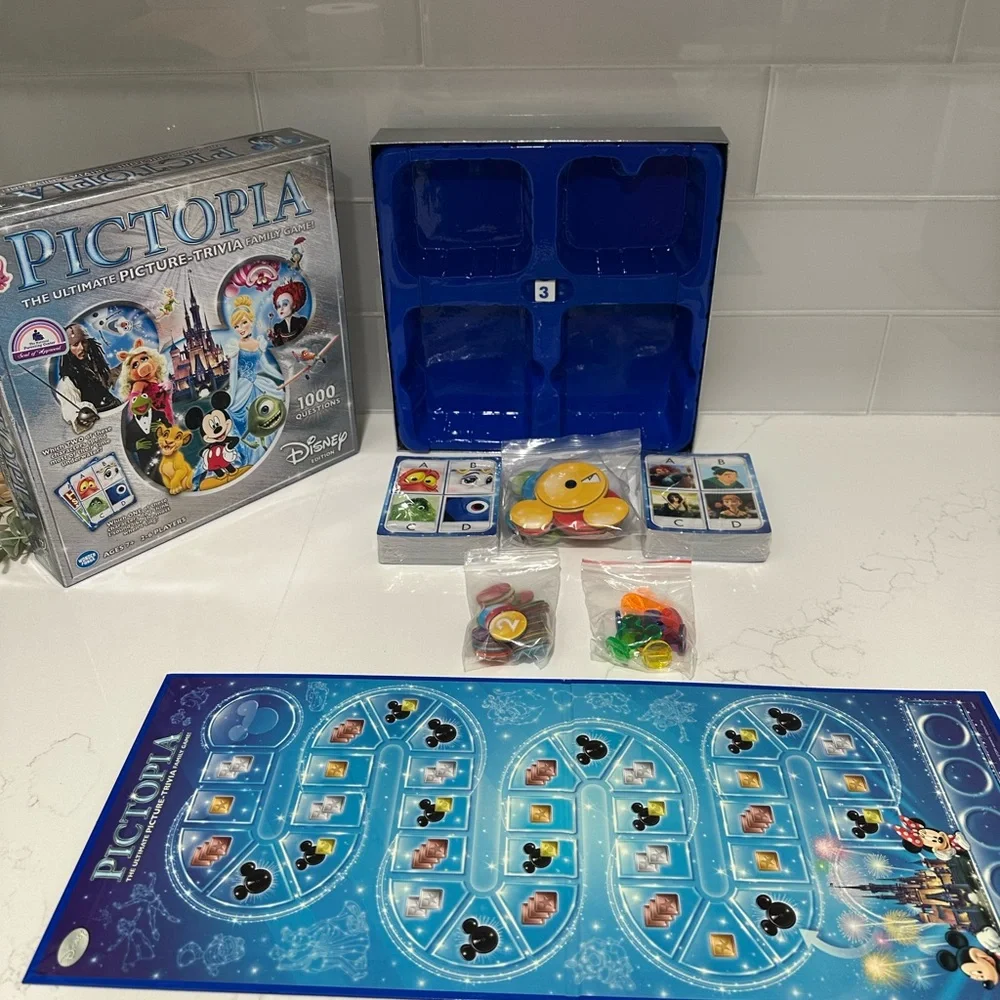 Brand New Pictopia Disney Edition the Ultimate Picture Trivia Family Board Game